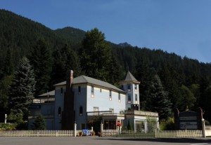 Alexander's Lodge