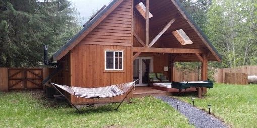 Juniper Cabin part of Rainier Cottages