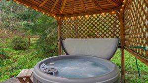 Serenity Cabin Hot Tub